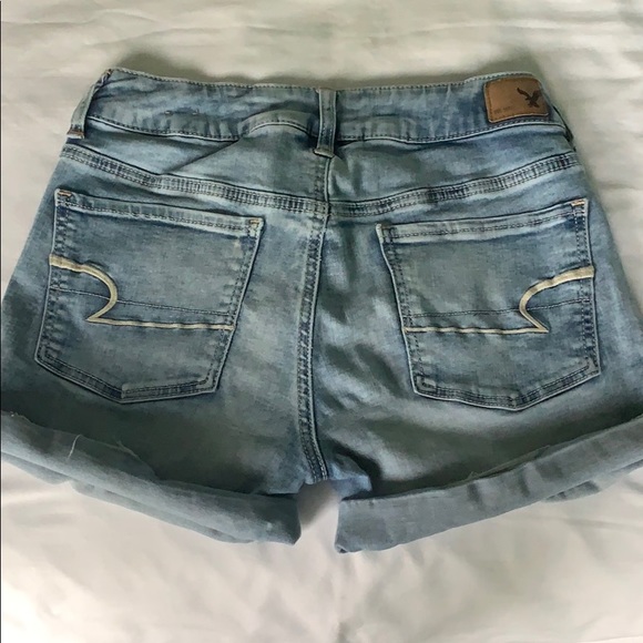 Bleach-washed, American Eagle Super-Stretch shorts - Picture 2 of 3